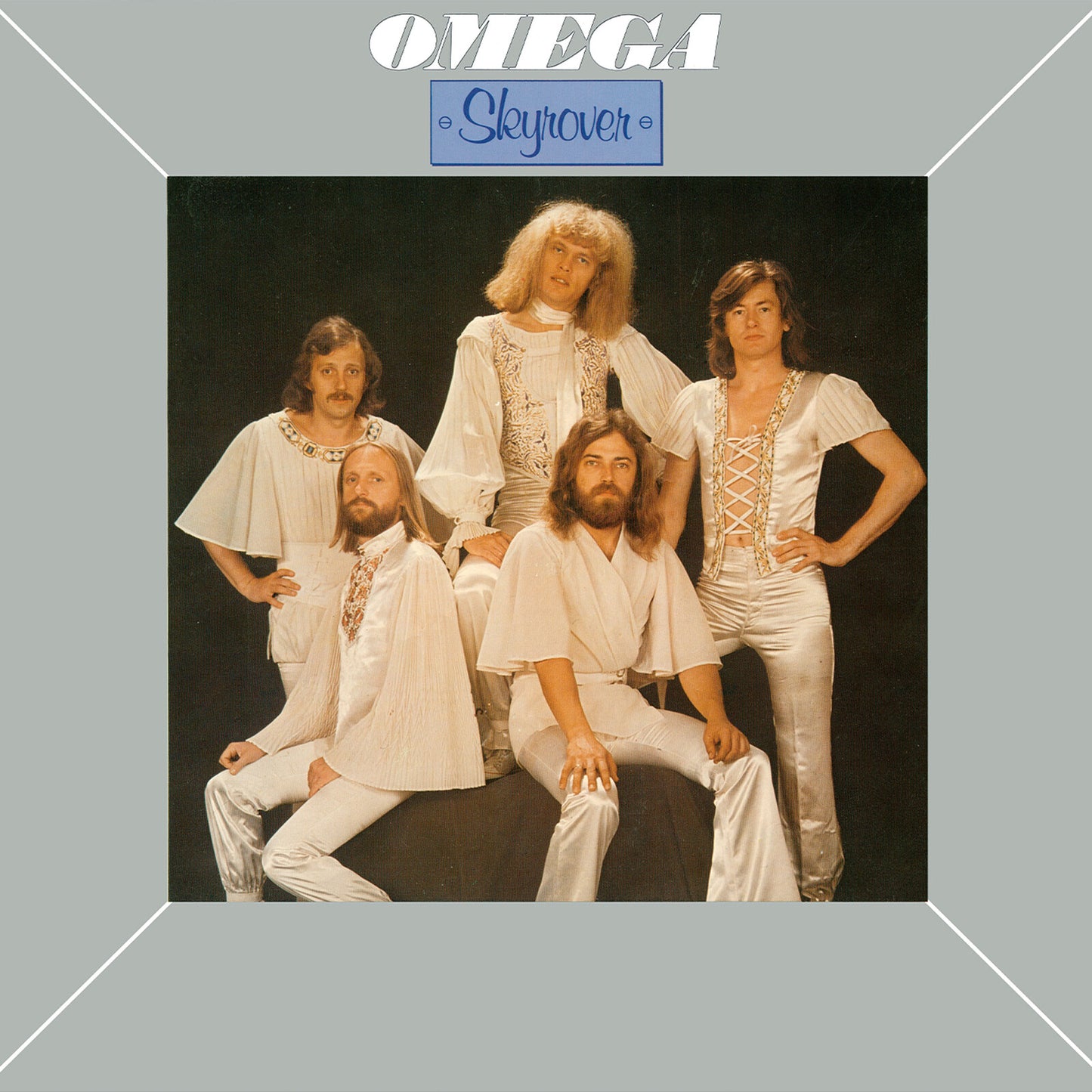 Album cover for Omega’s Skyrover featuring a group portrait of the band.