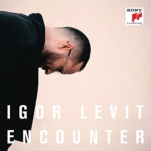 CD cover: Igor Levit in profile, head bowed, with album title.