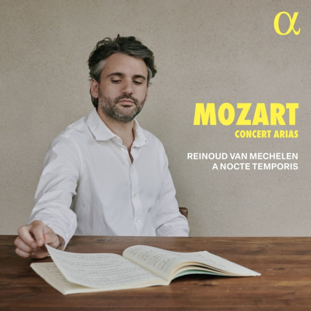 CD cover featuring Reinoud Van Mechelen and sheet music, titled "Mozart.