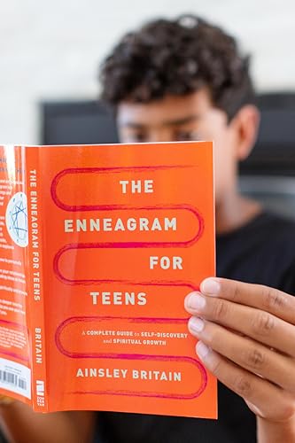 The Enneagram for Teens : A Complete Guide to Self-Discovery and Spiritual Growth