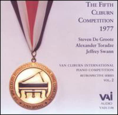 CD cover featuring a medal and a silhouette of a grand piano.
