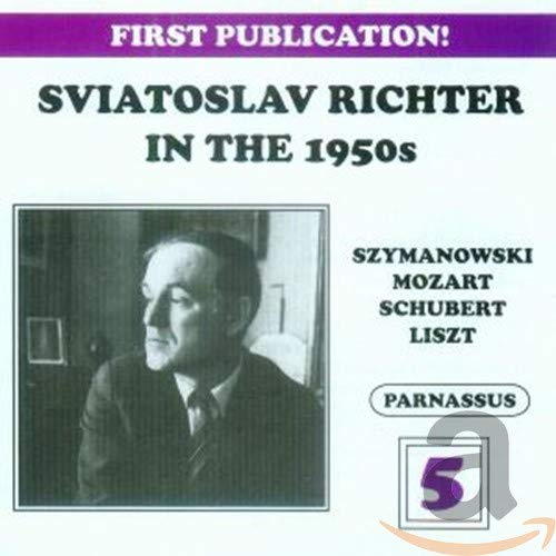 CD cover featuring a black and white portrait of pianist Sviatoslav Richter.