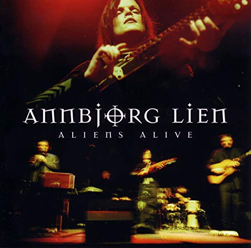 CD cover for Annbjørg Lien’s “Aliens Alive” featuring musicians onstage.