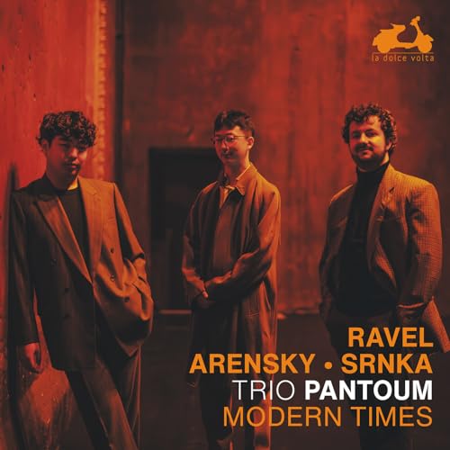 CD cover featuring three men in suits, with text “Trio Pantoum.”