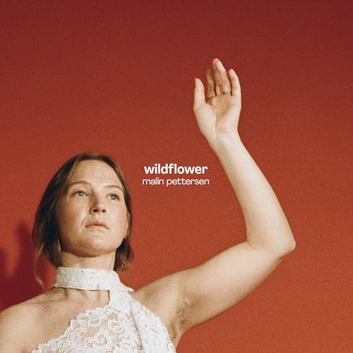 CD cover featuring Malin Pettersen and a raised hand against red.