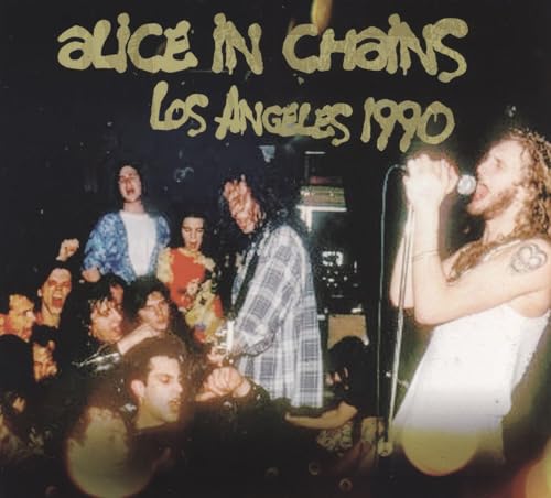 Alice In Chains live concert photo, Layne Staley singing with a crowd.