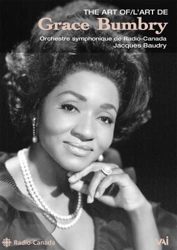 Black and white portrait of opera singer Grace Bumbry, wearing jewelry.