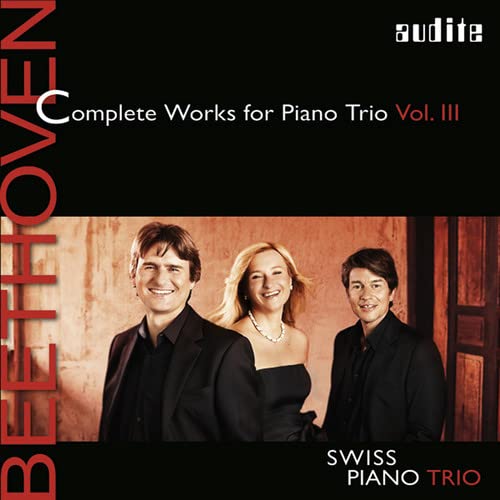 CD cover featuring the Swiss Piano Trio and Beethovenās name.