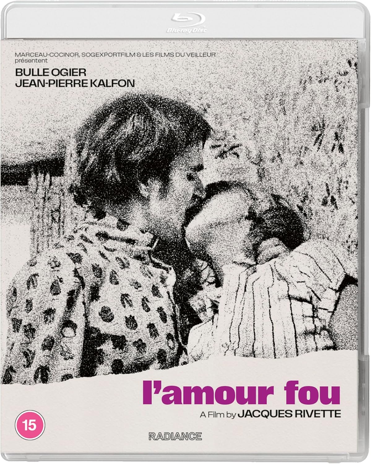Blu-ray cover for âLamour fouâ featuring a black and white, grainy couple portrait.