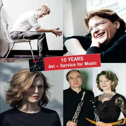CD cover featuring portraits of classical musicians and a red banner.