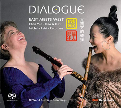 CD cover featuring two women playing recorders, with East Asian text.