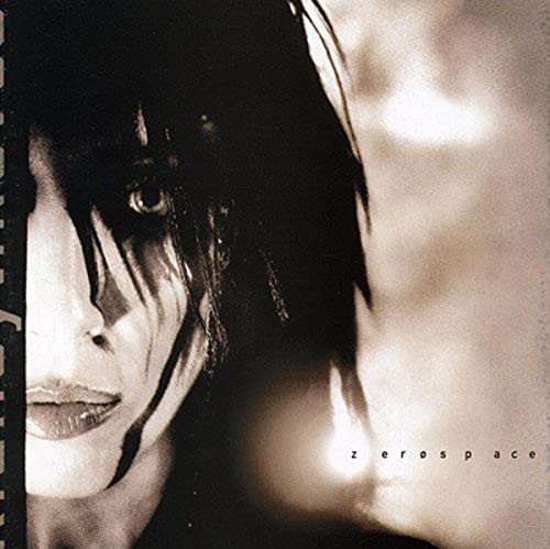 Black and white album cover featuring a distorted face and text “zerospace”.
