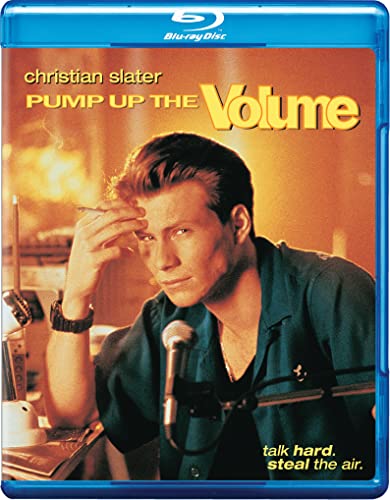 Christian Slater sits at a microphone on the Pump Up The Volume Blu-ray cover.