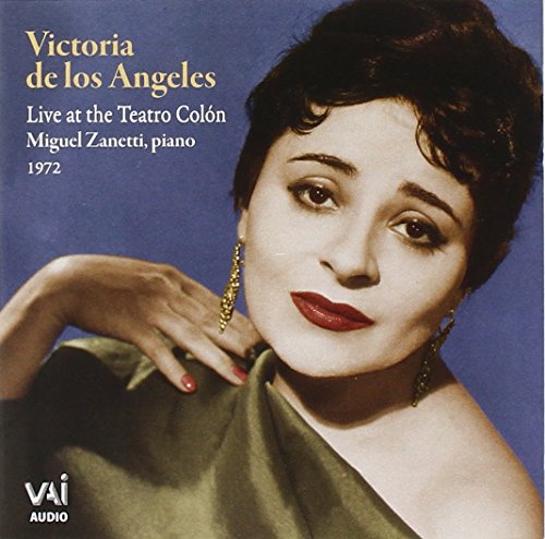 CD cover featuring a portrait of opera singer Victoria de los Ángeles.