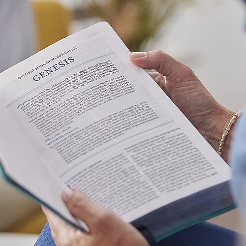 NKJV, The Bible Study Bible, Hardcover, Comfort Print : A Study Guide for Every Chapter of the Bible