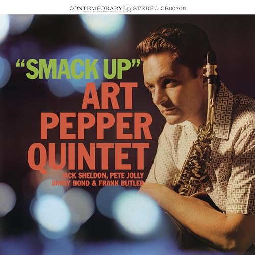 Album cover for "Smack Up" by Art Pepper Quintet, featuring a saxophonist.