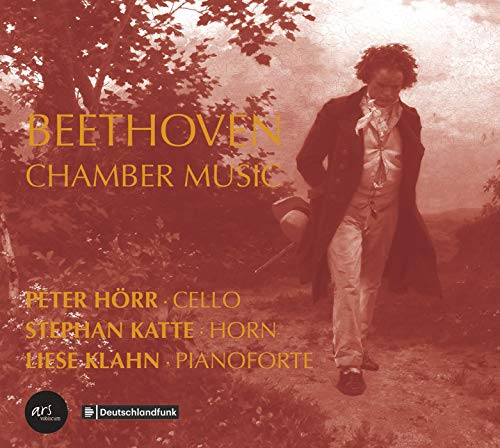 CD cover: Man in historical attire with "Beethoven Chamber Music" text.
