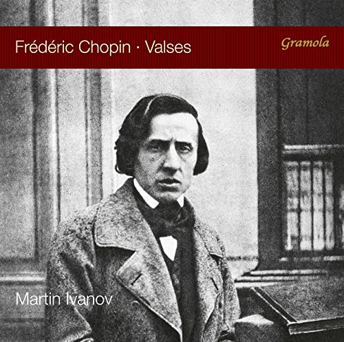CD cover featuring a black and white portrait of Frédéric Chopin.