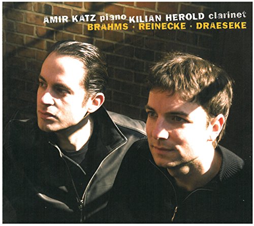 CD cover featuring two men, Amir Katz and Kilian Herold, against a brick wall.