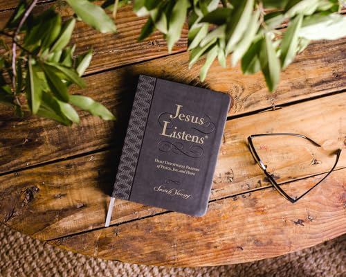 Jesus Listens, Large Text Leathersoft, Charcoal, with Full Scriptures : Daily Devotional Prayers of Peace, Joy, and Hope (A 365-Day Devotional)