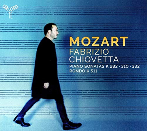 CD cover: Fabrizio Chiovetta, Mozart piano sonatas, blue background.