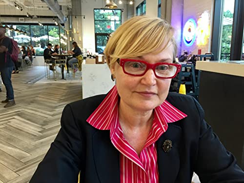 Murder in Moscow : A page-turning historical cozy mystery from Kelly Oliver