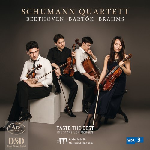 Schumann Quartett performing with violin, viola, and cello; CD cover art.