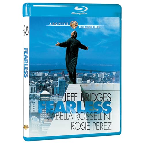 Blu-ray cover of Fearless showing a man standing on a rooftop overlooking a city.