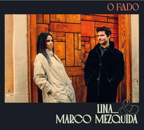 CD cover featuring Lina & Marco Mezquida standing before a wooden door.