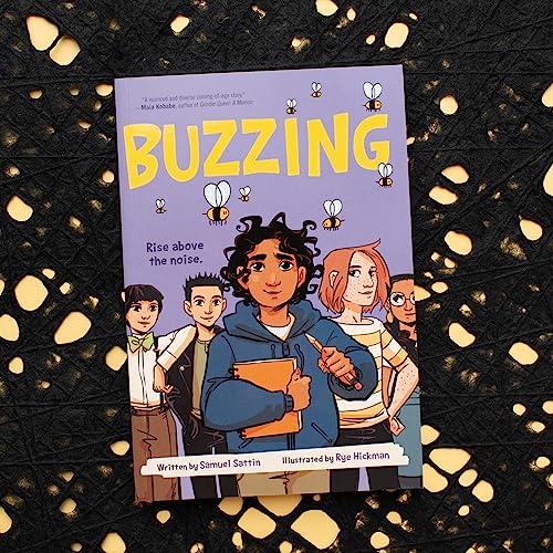 Buzzing (A Graphic Novel)