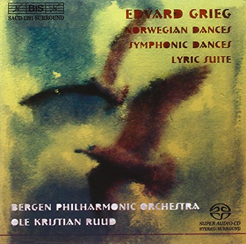 CD cover for Grieg’s orchestral works with abstract, blurred figures.