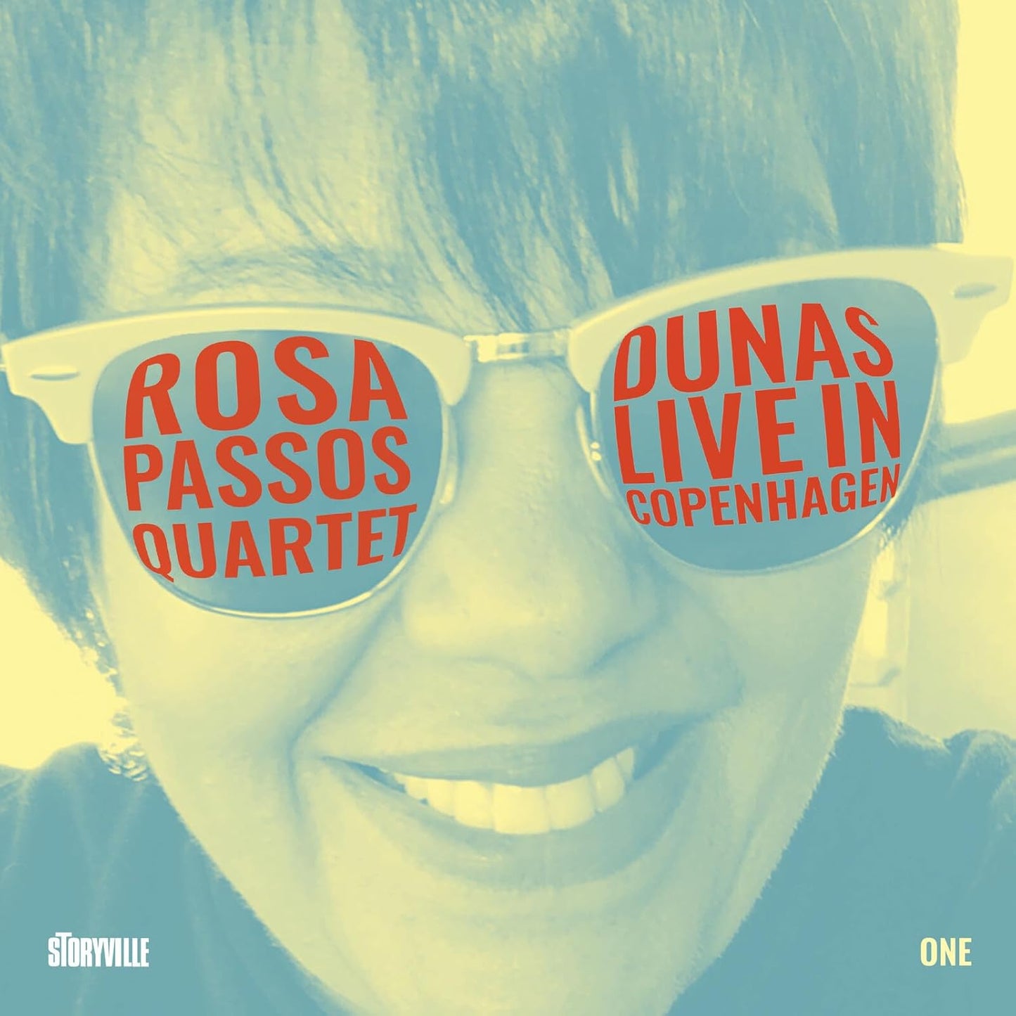 Vinyl record of Rosa Passos’ “Dunas - Live In Copenhagen” album cover.