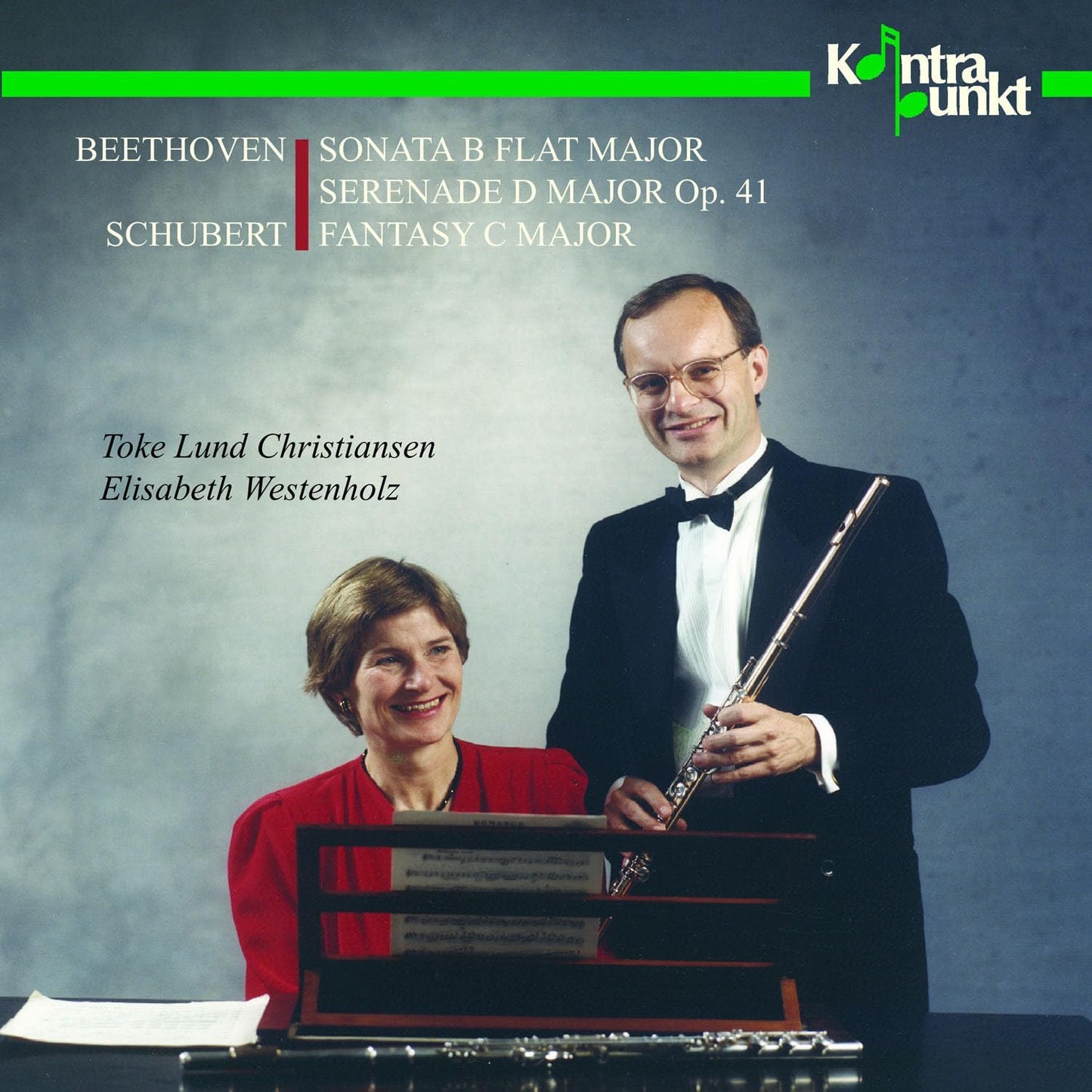 CD cover featuring two musicians with a clarinet and sheet music.