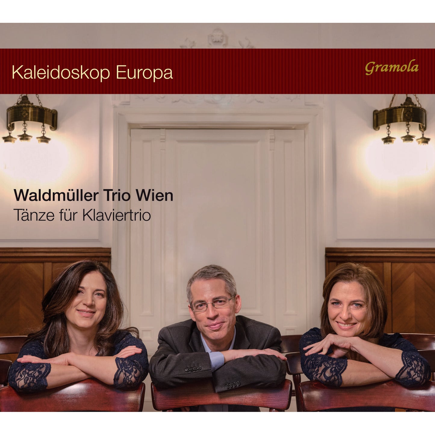CD cover featuring the Waldmüller Trio Wien and a classical interior.