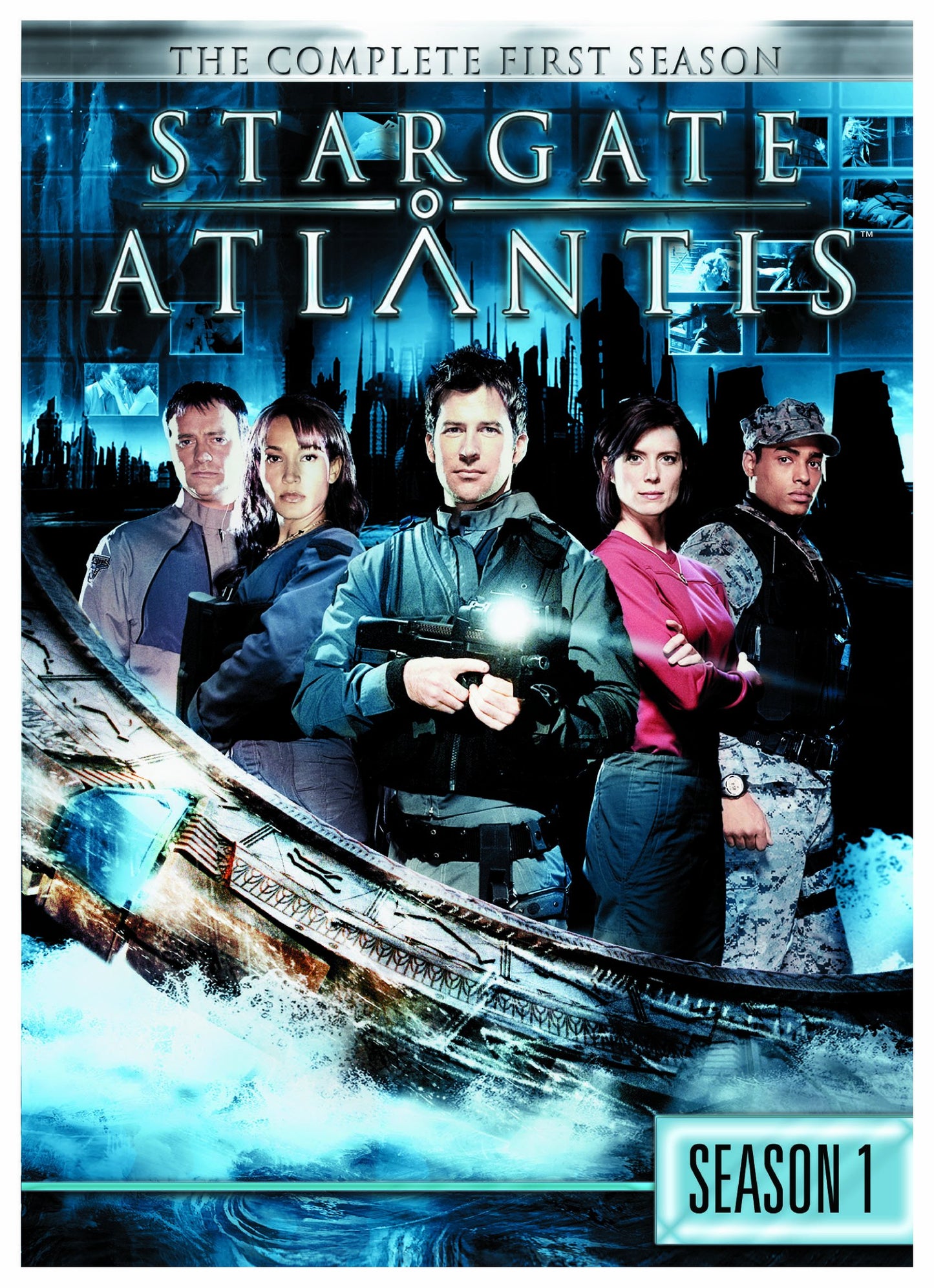 Stargate Atlantis Season 1 DVD cover with cast group portrait.