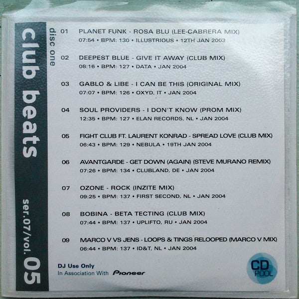 Blu-ray disc case for "Fight Club" with barcode and tracklist details.