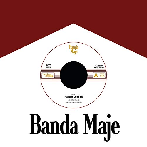 Vinyl record label with black center, white and red text, “Banda Maje”.