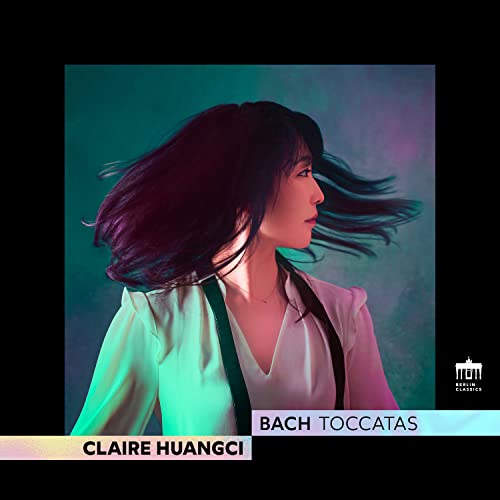 Claire Huangci portrait for "Baroque Loves On The Piano" CD.