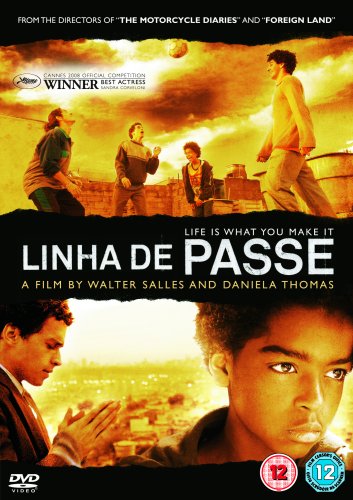 “Linha De Passe” DVD cover featuring young people and a soccer ball.