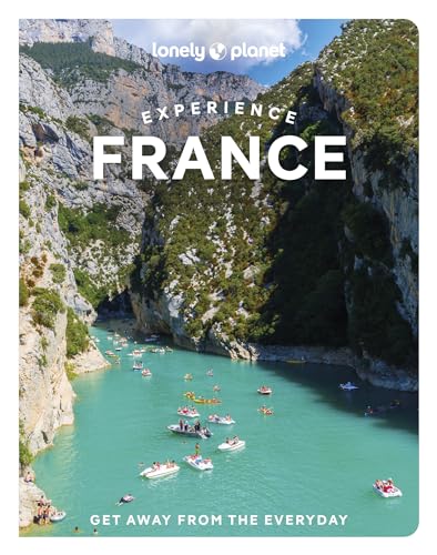 Book cover showing a turquoise river in a canyon with many small boats.