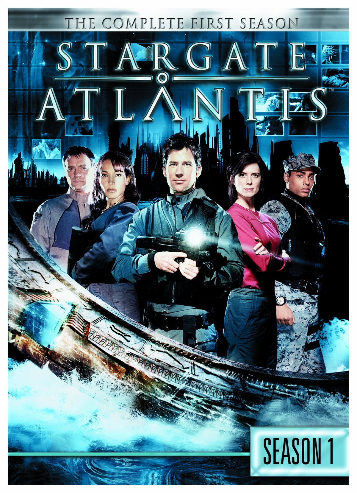 Stargate Atlantis Season 1 DVD cover with cast group portrait.