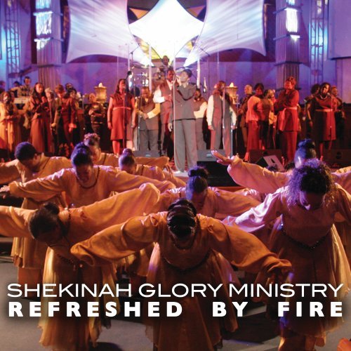 CD cover: choir performing on stage with dramatic lighting and robes.