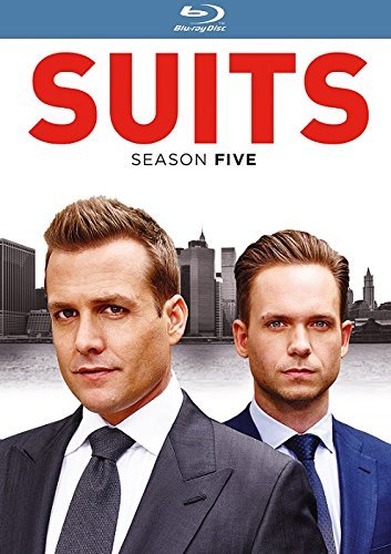 Blu-ray cover of "Suits - Season 5" featuring two men in suits, city skyline background.