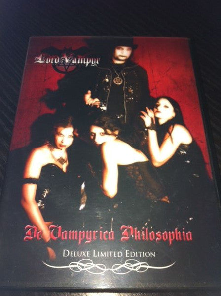 DVD cover for "Vampyr" featuring gothic figures in dark clothing.