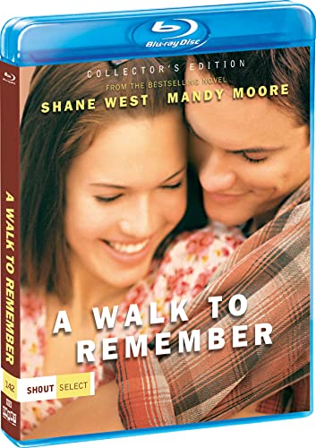 A Walk to Remember" Blu-ray case featuring Mandy Moore and Shane West.