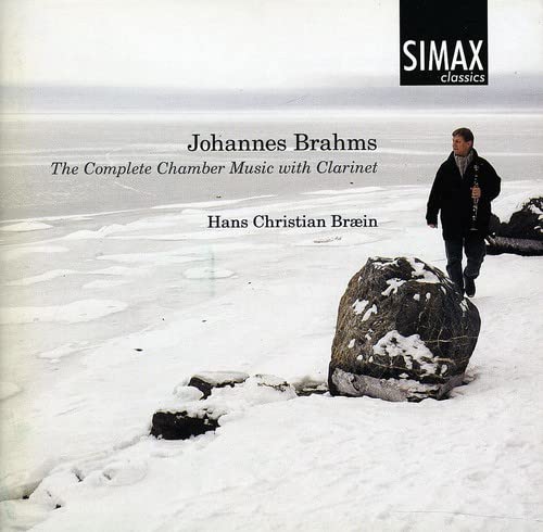 CD cover: winter landscape with clarinetist Hans Christian Braein.