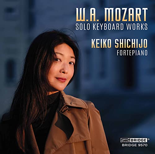 CD cover featuring pianist Keiko Shichijo and text “W.A. Mozart.”
