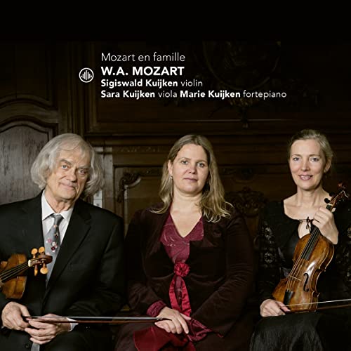 CD cover featuring three musicians with violins and a fortepiano.