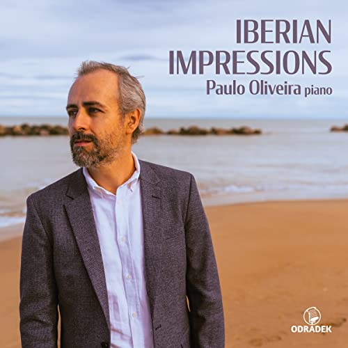 CD cover featuring pianist Paulo Oliveira and a coastal landscape.