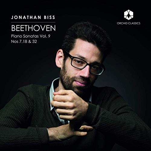 Portrait of pianist Jonathan Biss on album cover for Beethoven sonatas.